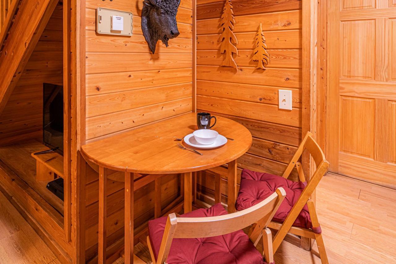 Cabin #4 The Wolves Den - Pet Friendly- Sleeps 6 - Playground & Game Room Payson Exteriér fotografie
