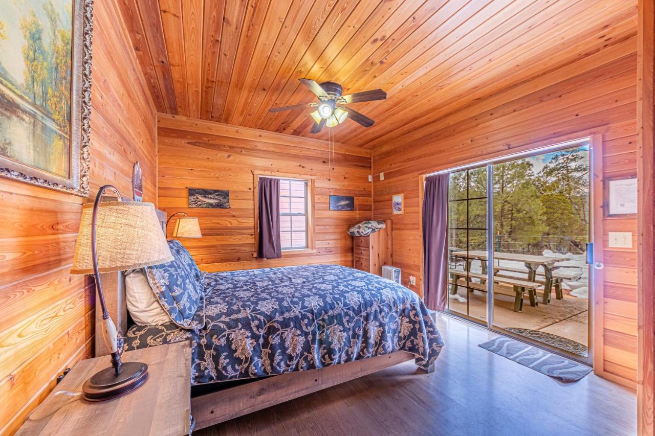 Cabin #4 The Wolves Den - Pet Friendly- Sleeps 6 - Playground & Game Room Payson Exteriér fotografie